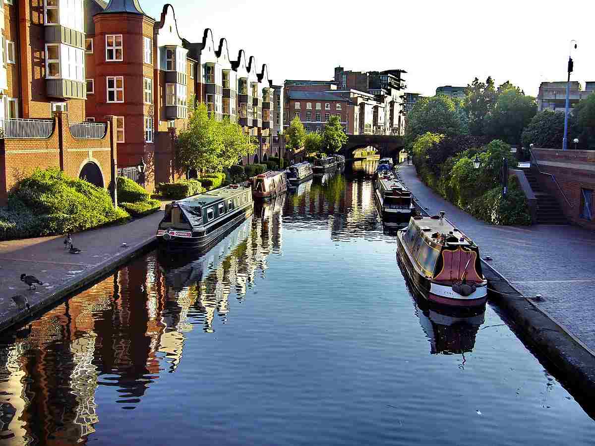 6 of the Best Canal Walks in the UK